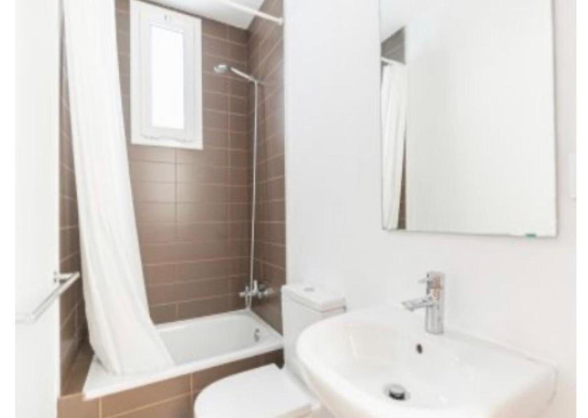 Apartamento Elyo Apartman Barcelona Kültér fotó